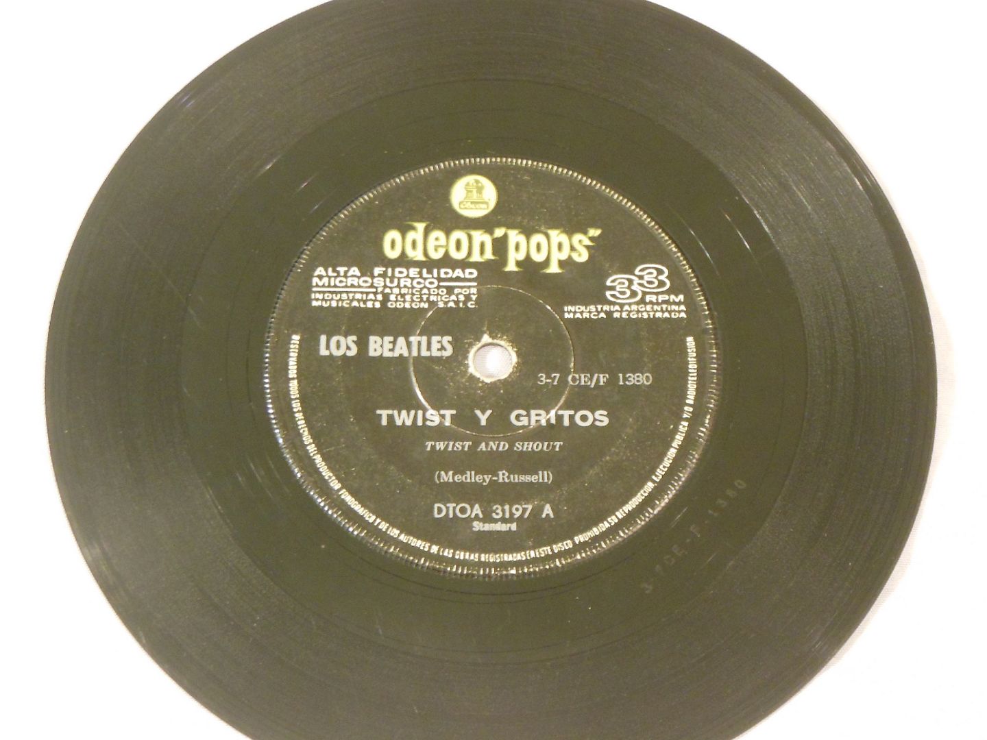 Los Beatles - Rare Argentina "twist And Shout"