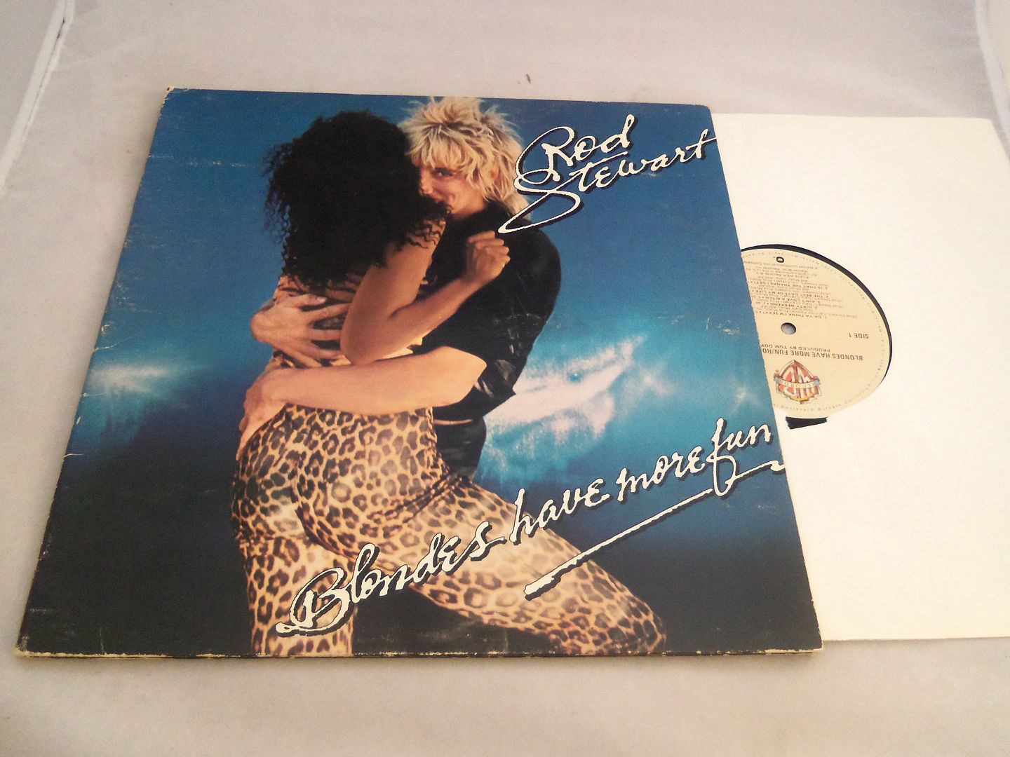 Rod Stewart - Blondes Have More Fun Single