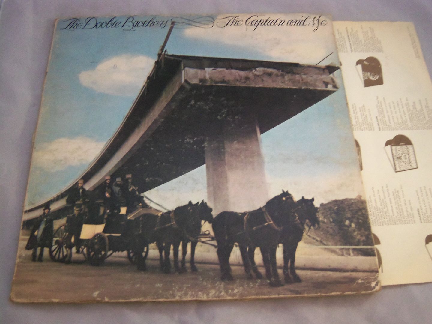Doobie Brothers - The Captain And Me