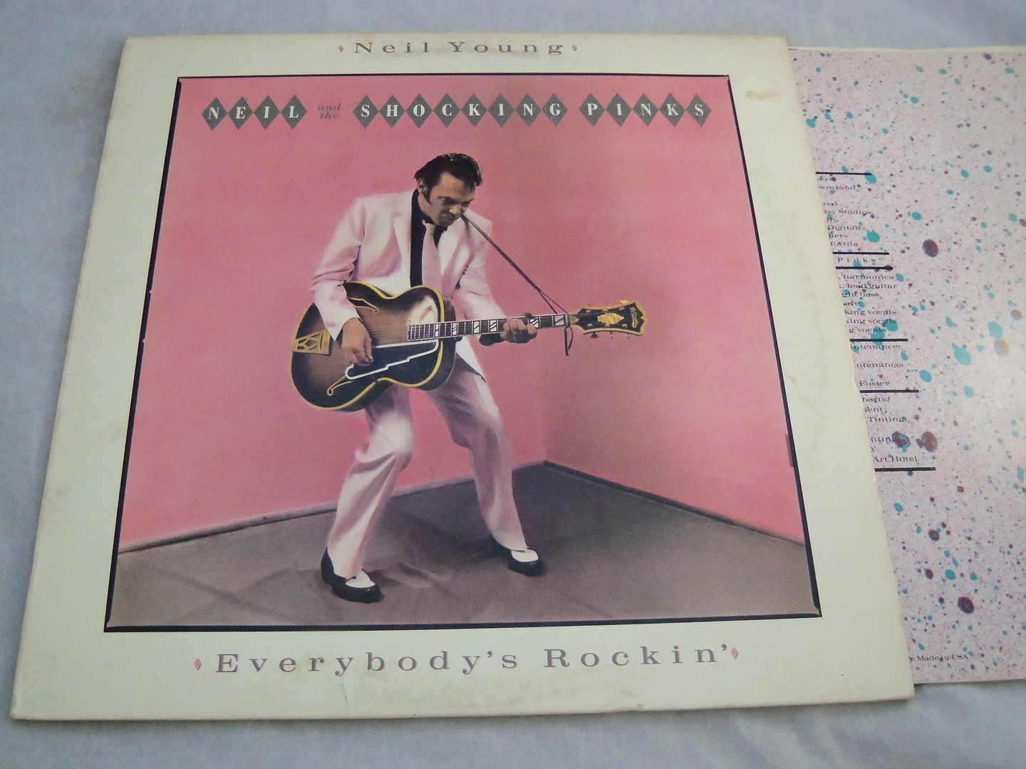 Neil Young - Everybody's Rockin' Neil And The Shockin Pinks