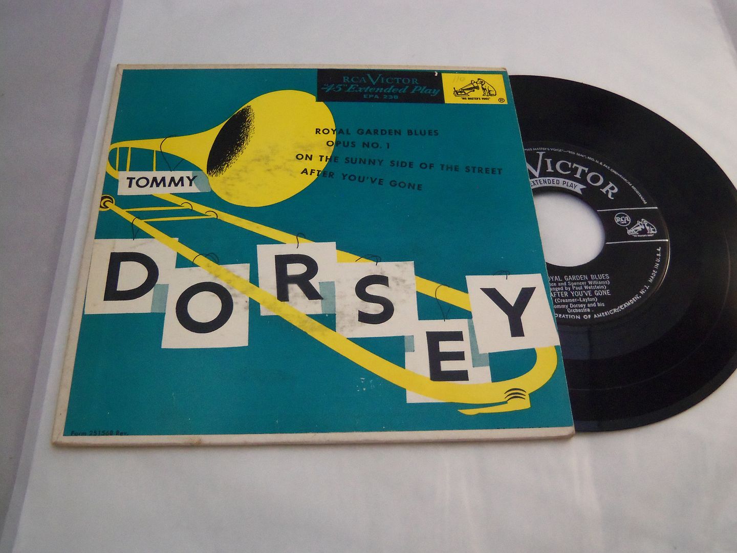 Tommy Dorsey - Royal Garden Blues / Opus No. 1 / On The Sunny Side Of The Street / After You've Gone Ep