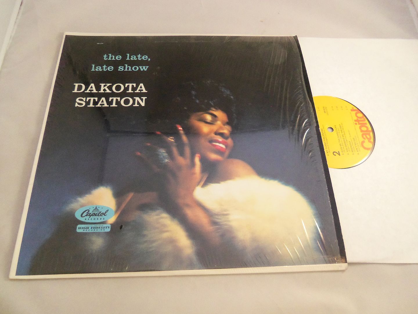 Dakota Staton - The Late Late Show