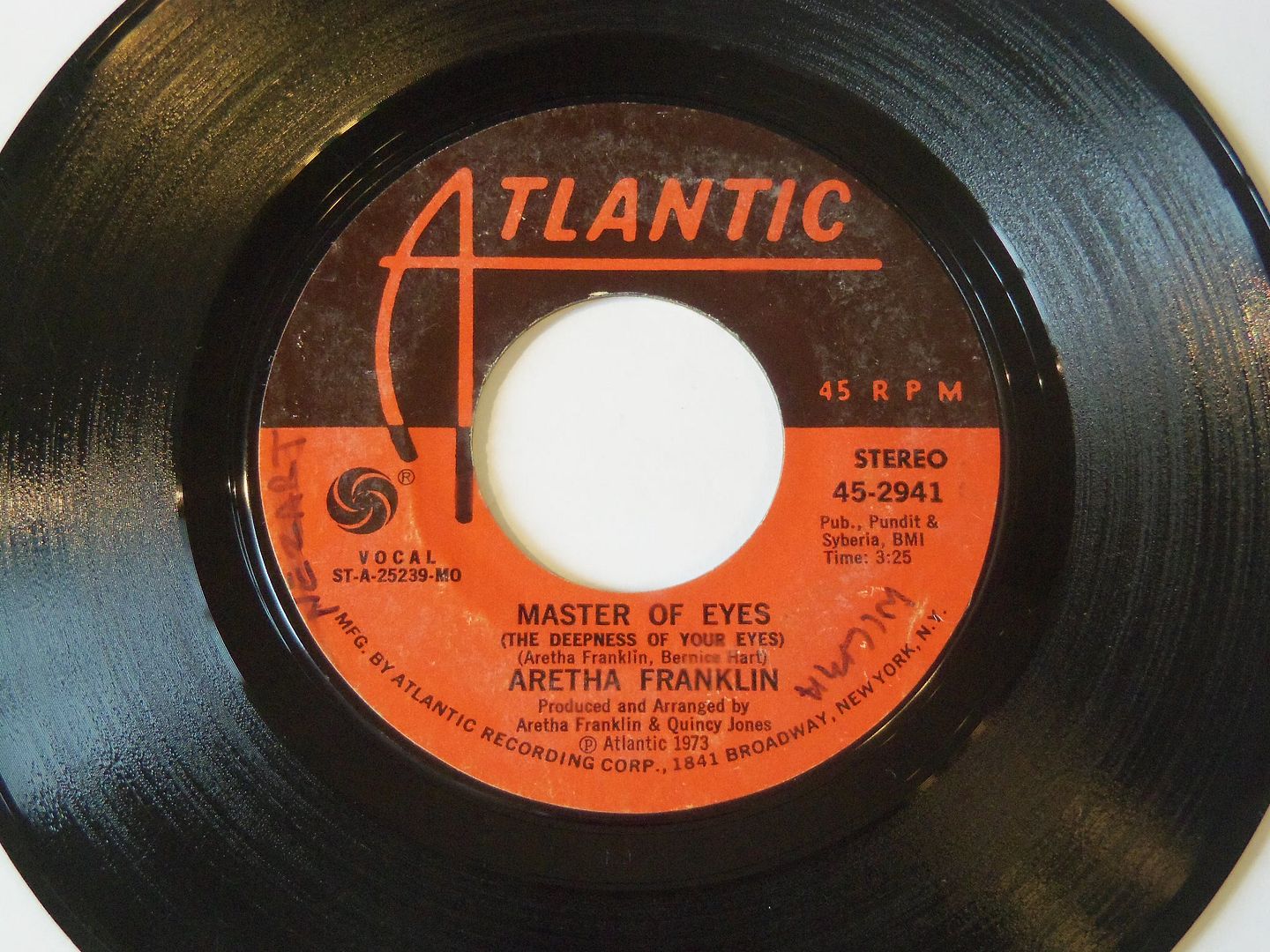Aretha Franklin - Master Of Eyes (the Deepness Of Your Eyes / Moody's Mood For Love) Single