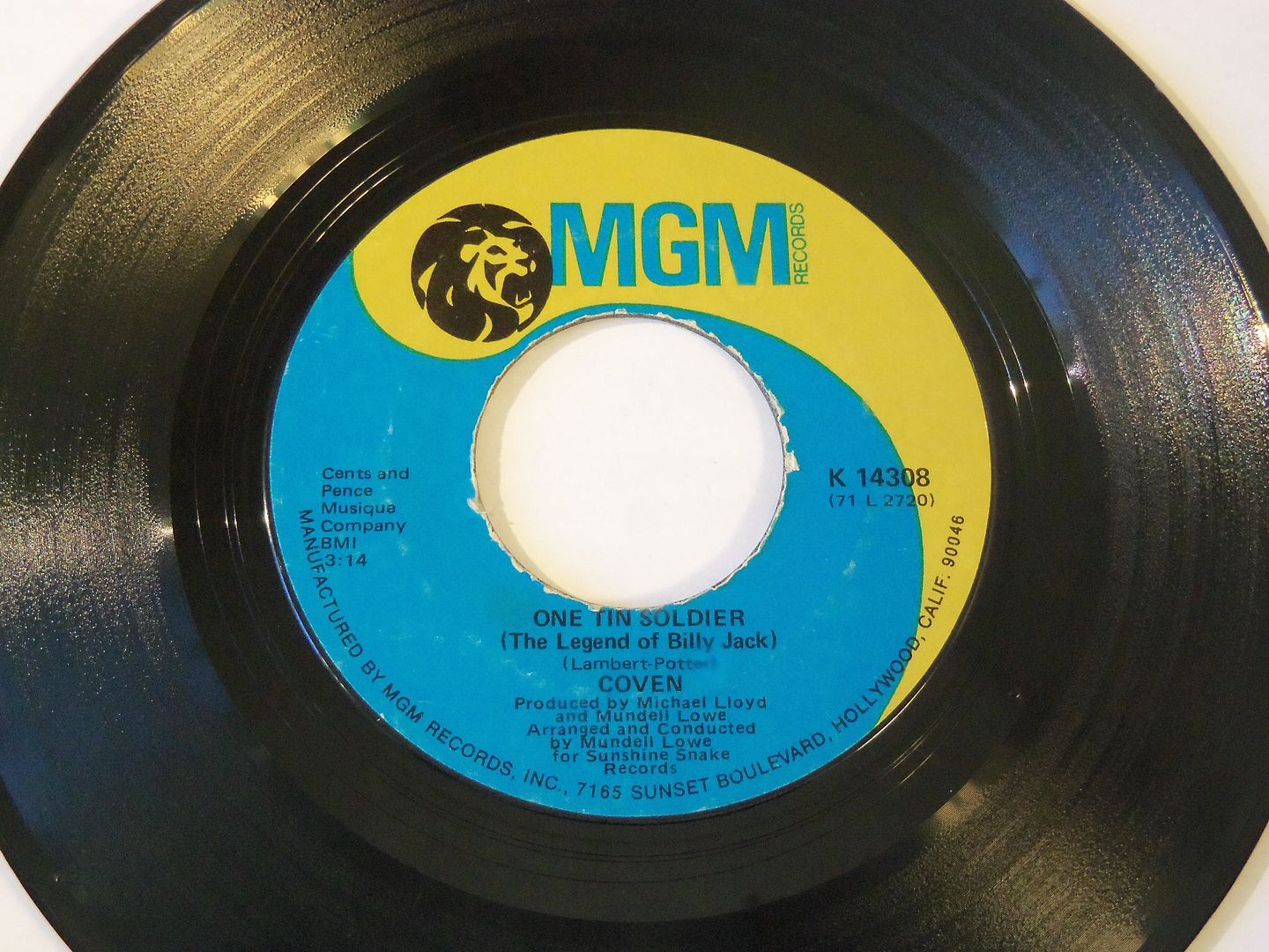 Coven - One Tin Soldier (the Legend Of Billy Jack / I Guess It's A Beautiful Day (least I Think It Is))