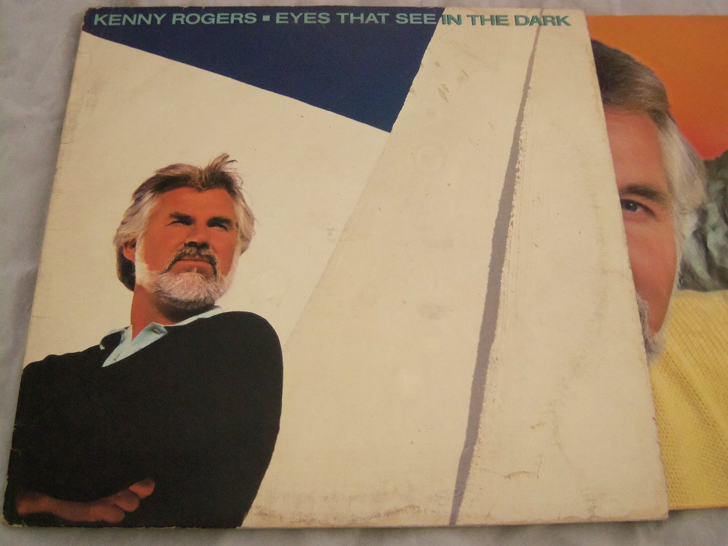 Kenny Rogers - Eyes That See In The Dark