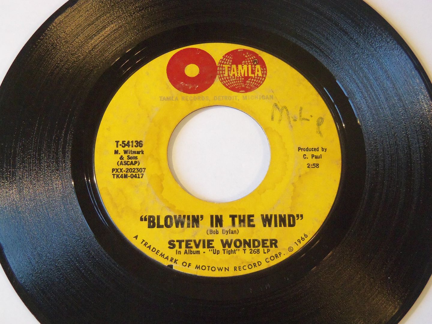 Stevie Wonder - Blowin' In The Wind / Ain't That Asking For Trouble