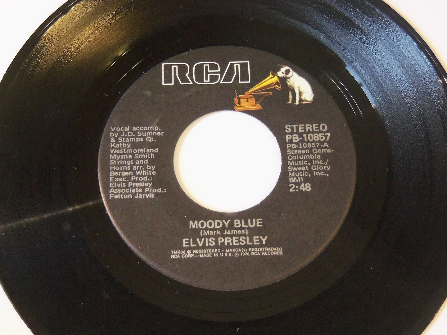 Elvis Presley - Moody Blue / She Thinks I Still Care Record