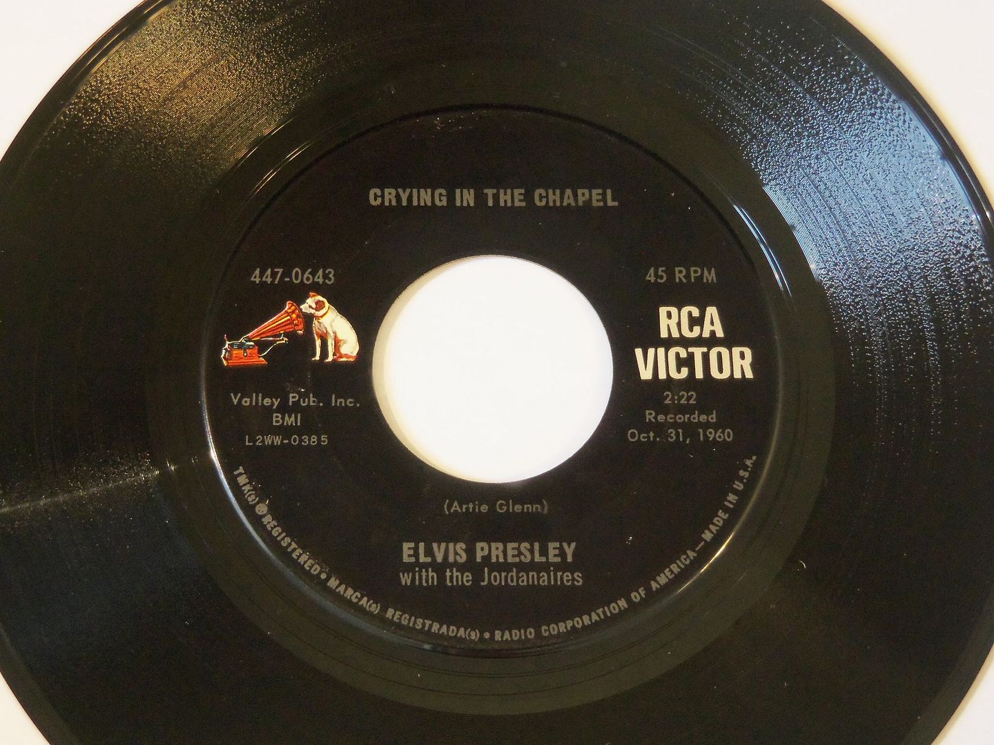 Elvis Presley - Crying In The Chapel / I Believe In The Man In The Sky LP