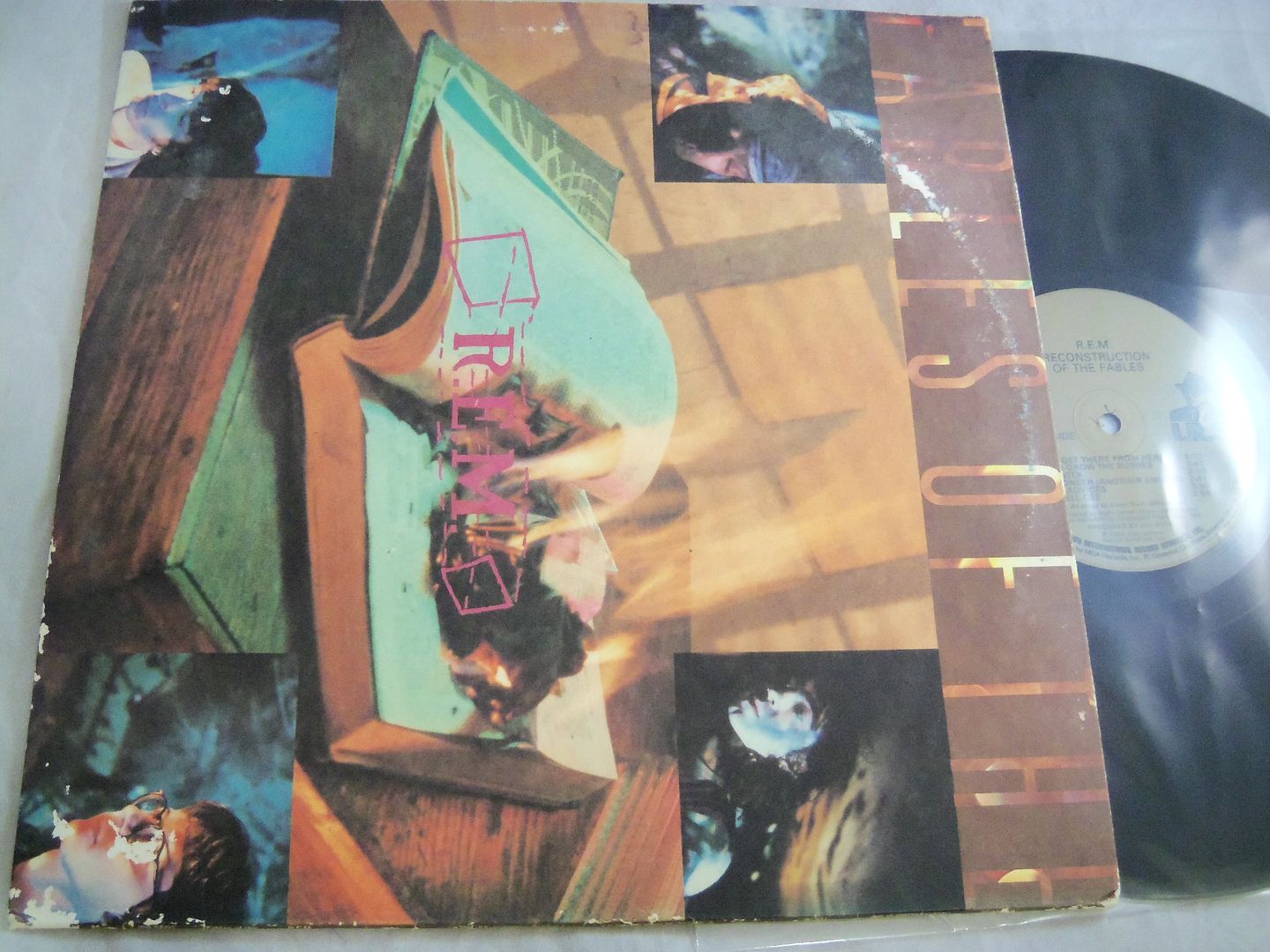 Fables Of The Reconstruction / Reconstruction Of The Fables - R.E.M.