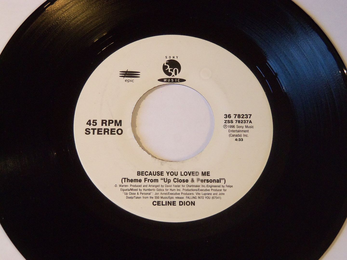 Celine Dion - Because You Loved Me (theme From "up Close & Personal" / I Don't Know)