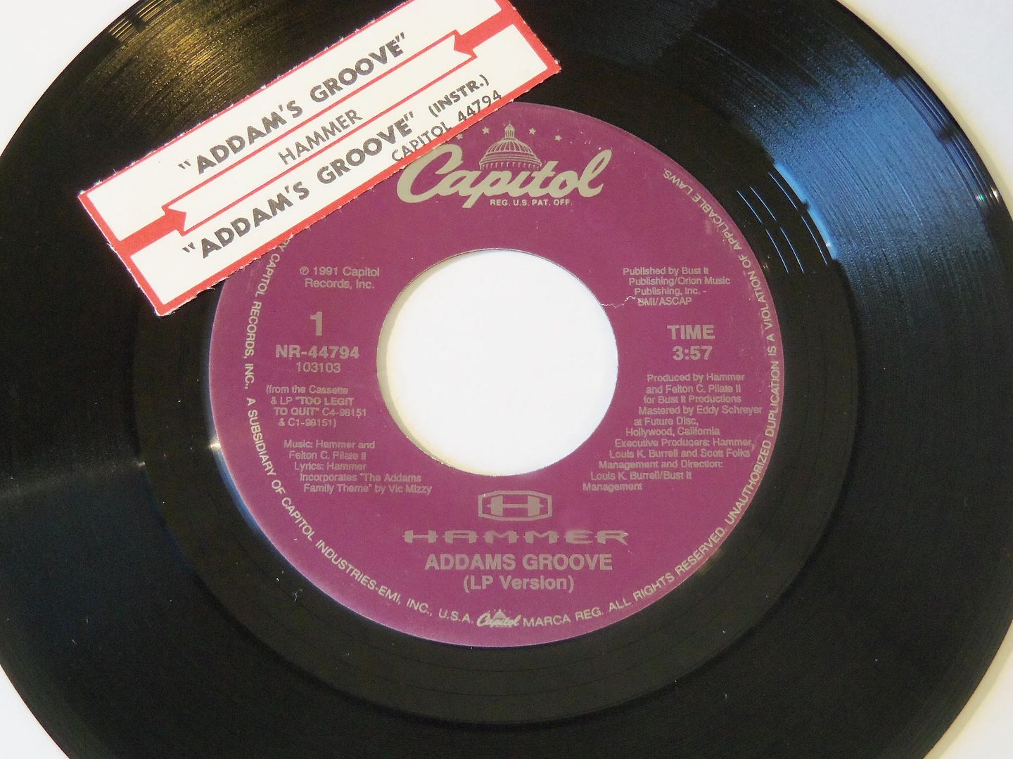 Addams Groove (lp Version / Same (instrumental)) - Hammer