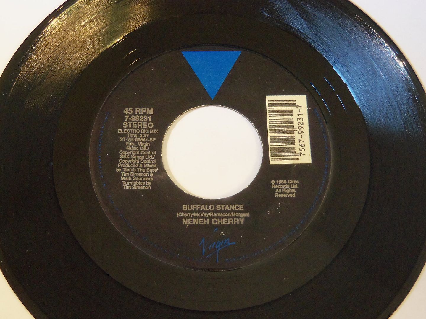 Neneh Cherry - Buffalo Stance (7" Mix / Same (electro Ski Mix))