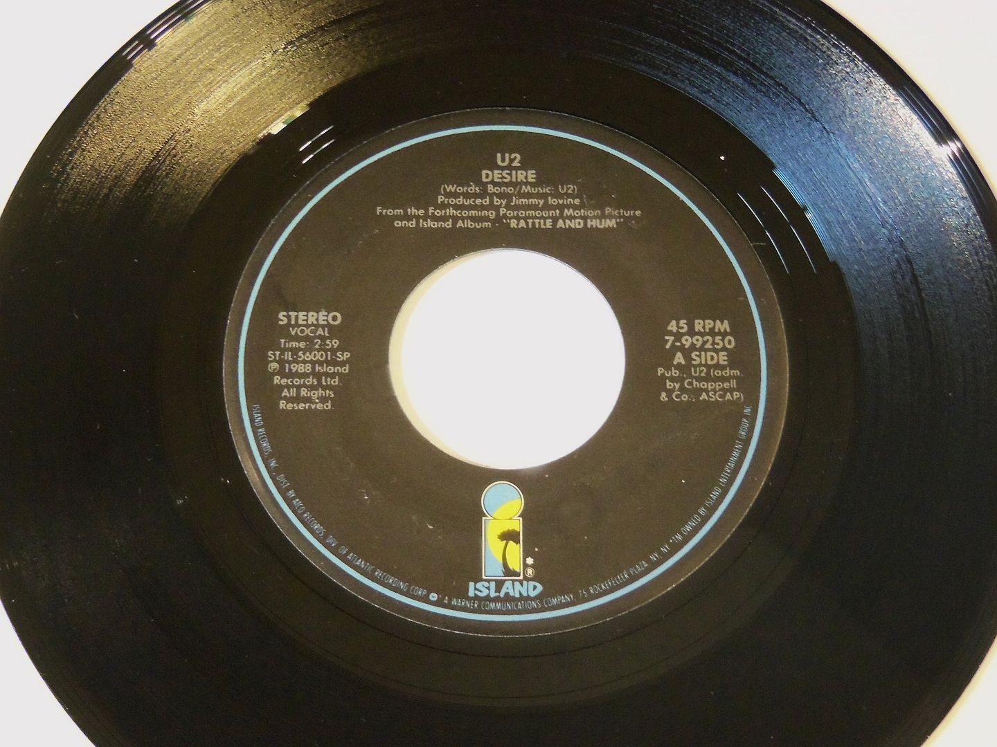 U2 - Desire / Hallelujah Here She Comes