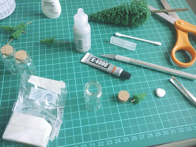 Craft desk (c) Heyladyspring.com
