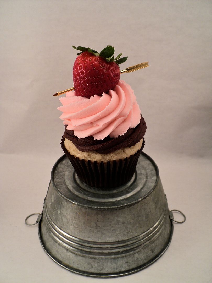 leaves and flours vegan neopolitan bon bon cupcakes