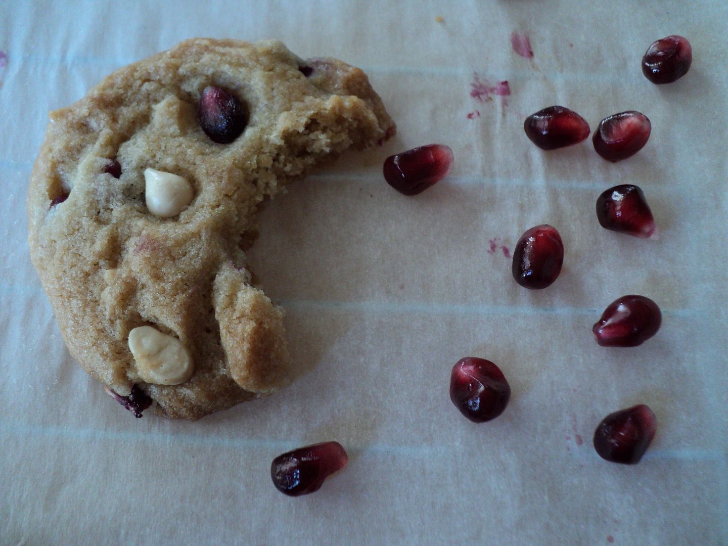 leaves and flours vegan white chocolate cookies