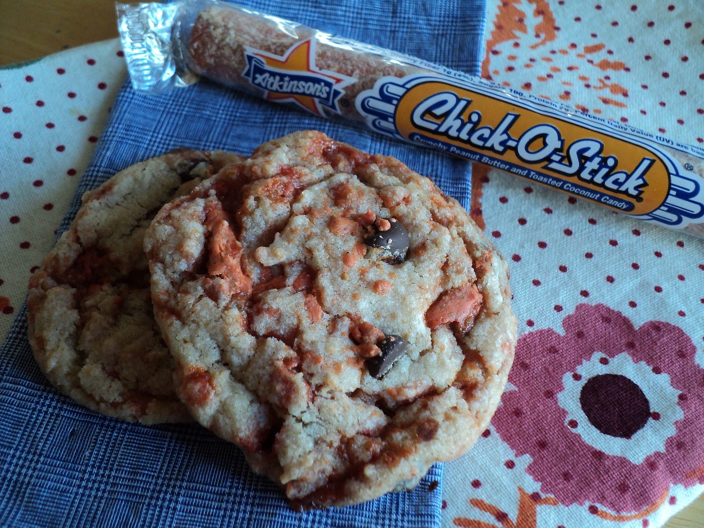 leaves and flours vegan chick-o-stick faux butterfinger cookies