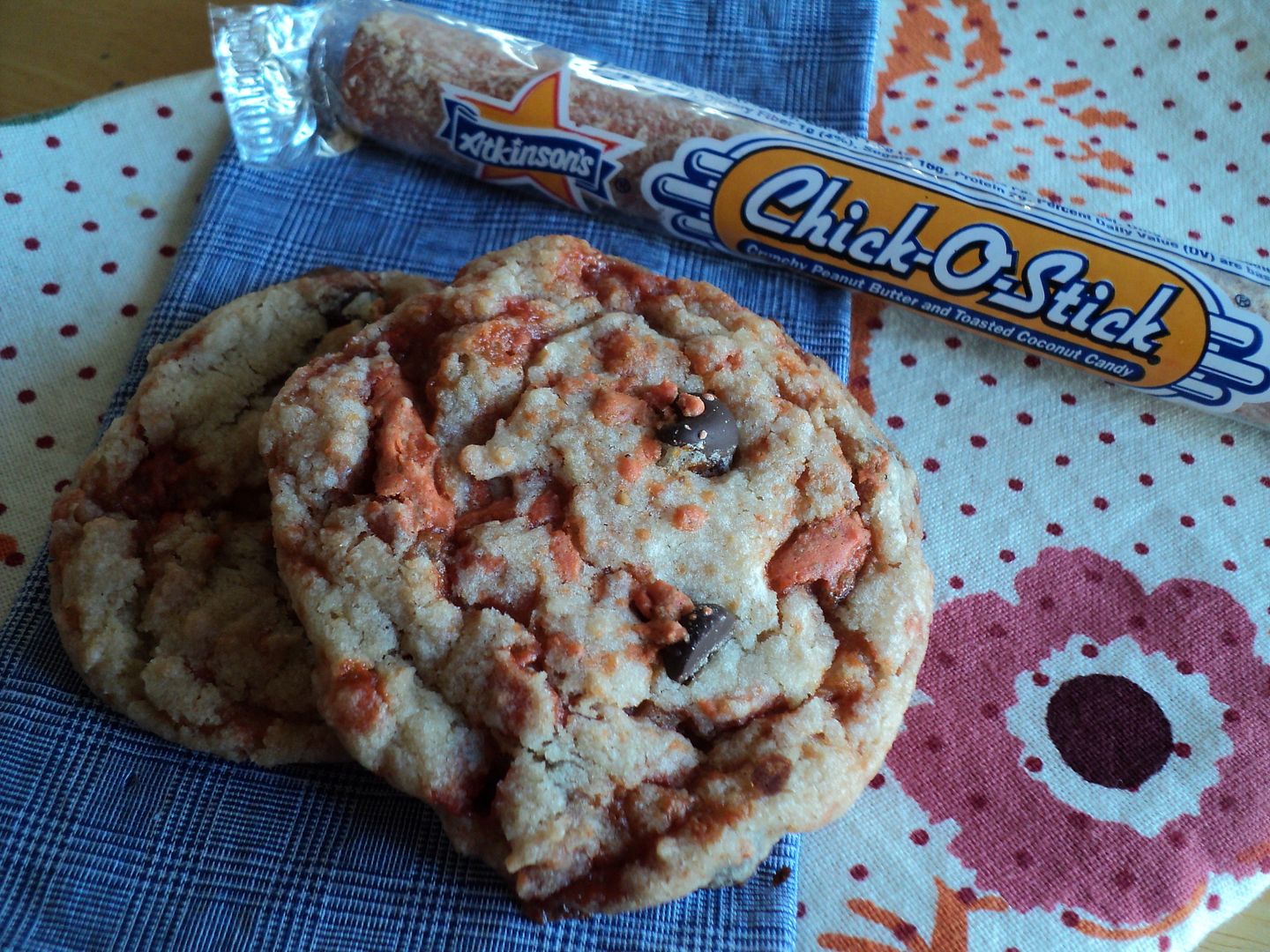 leaves and flours vegan chick-o-stick faux butterfinger cookies