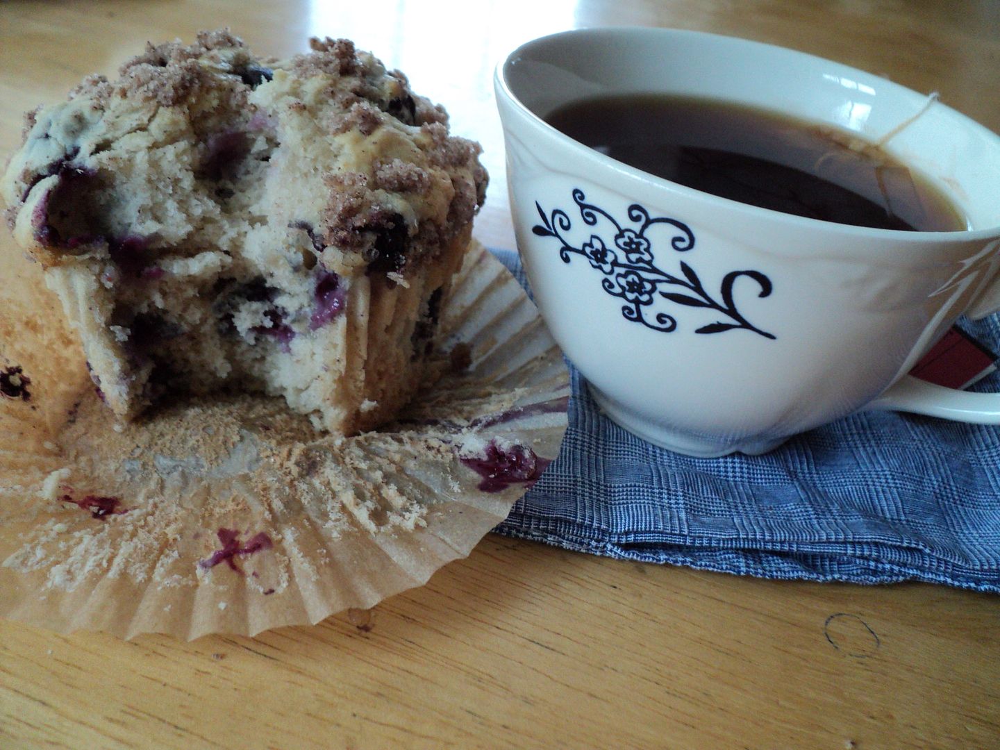 leaves and flours vegan blueberry streusel muffins