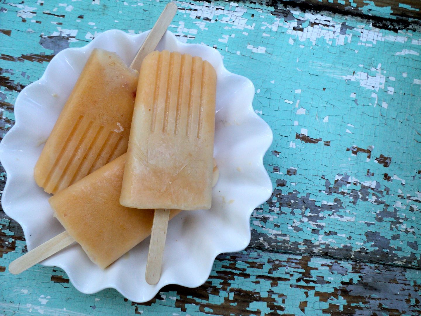 leaves and flours vegan peaches and cream popsicle