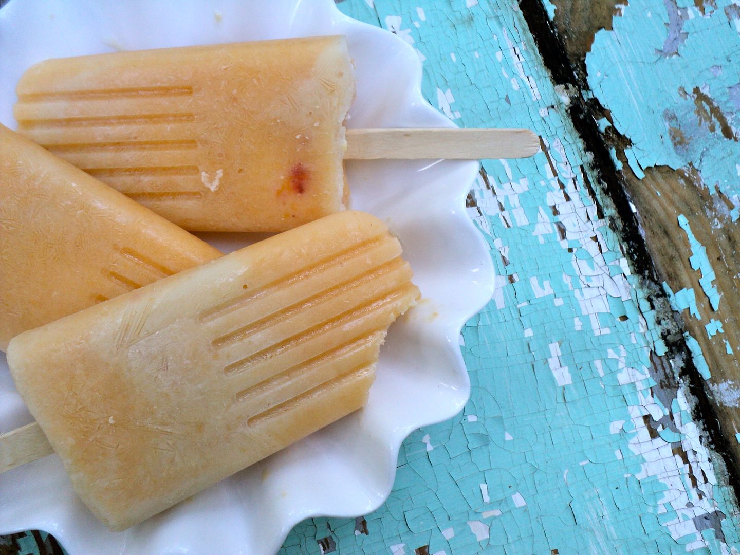 leaves and flours vegan peaches and cream popsicle