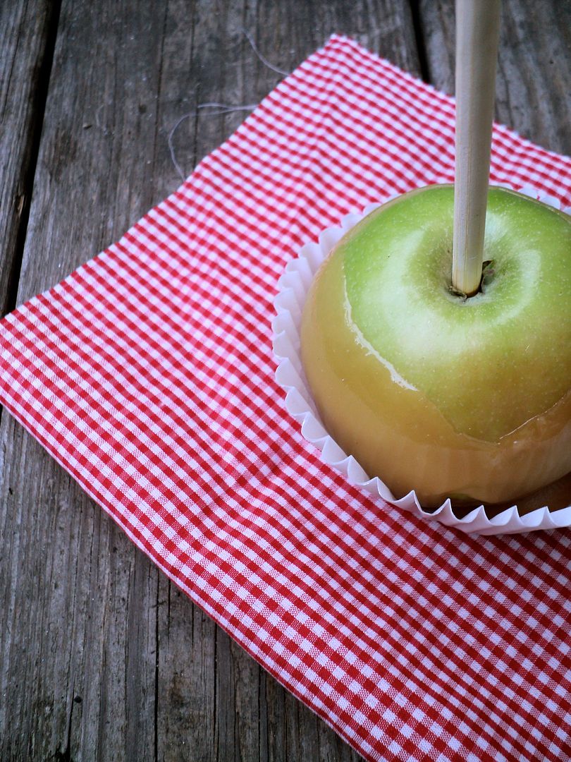 leaves and flours vegan caramel apples