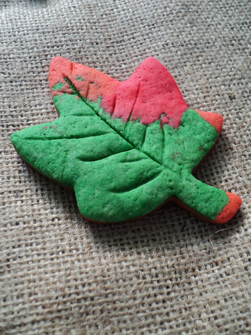 leaves and flours fall leaf sugar cookies