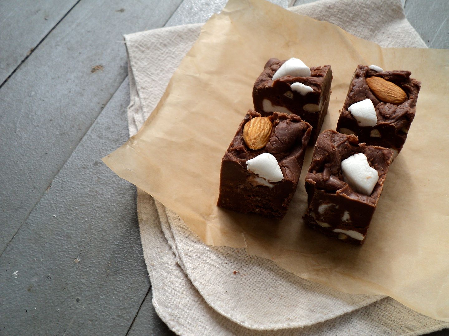 leaves and flours vegan rocky road fudge