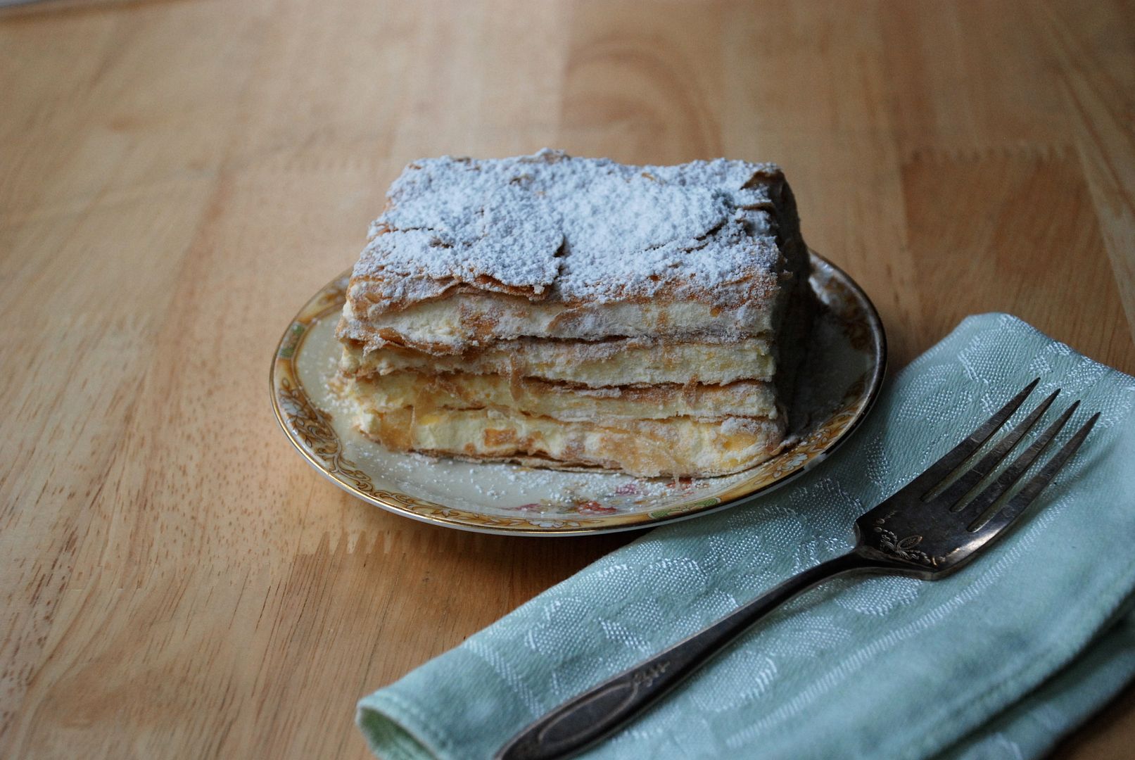 leaves and flours vegan cake dama bakery