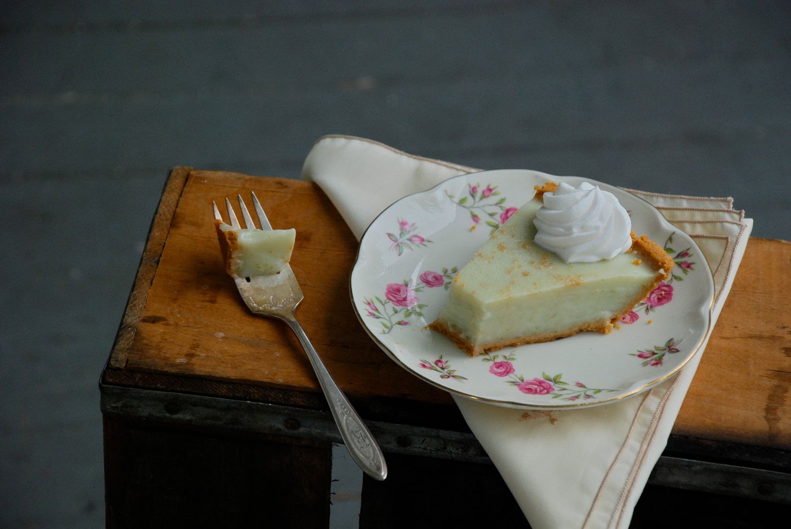 leaves and flours vegan key lime pie