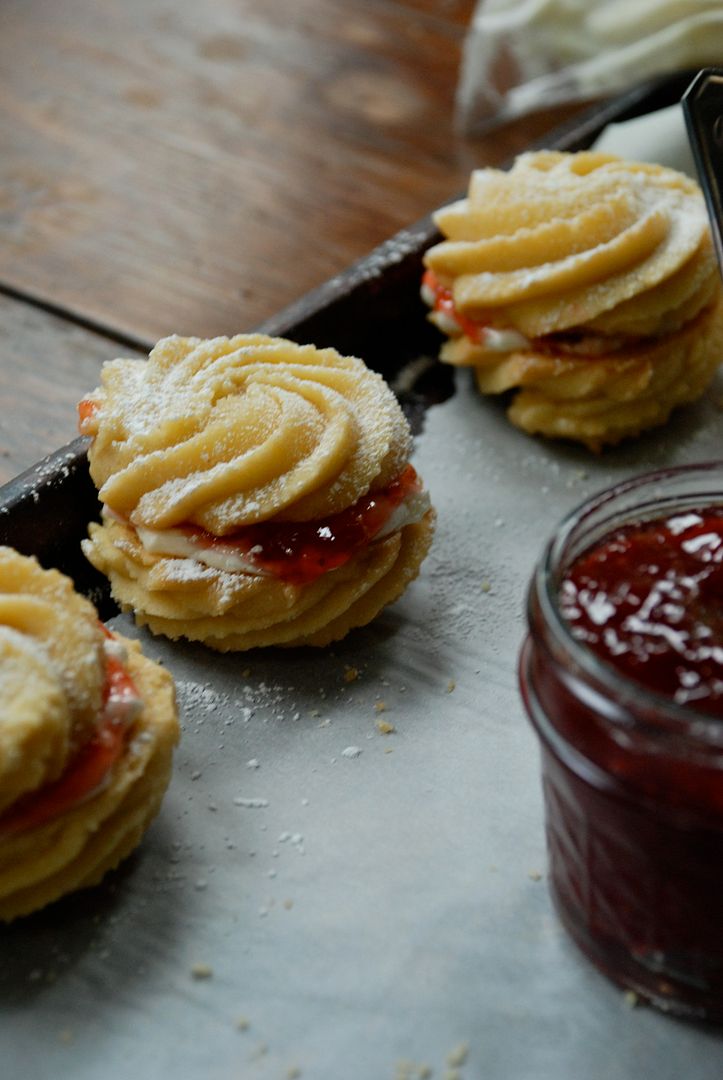 leaves and flours vegan Viennese Whirls