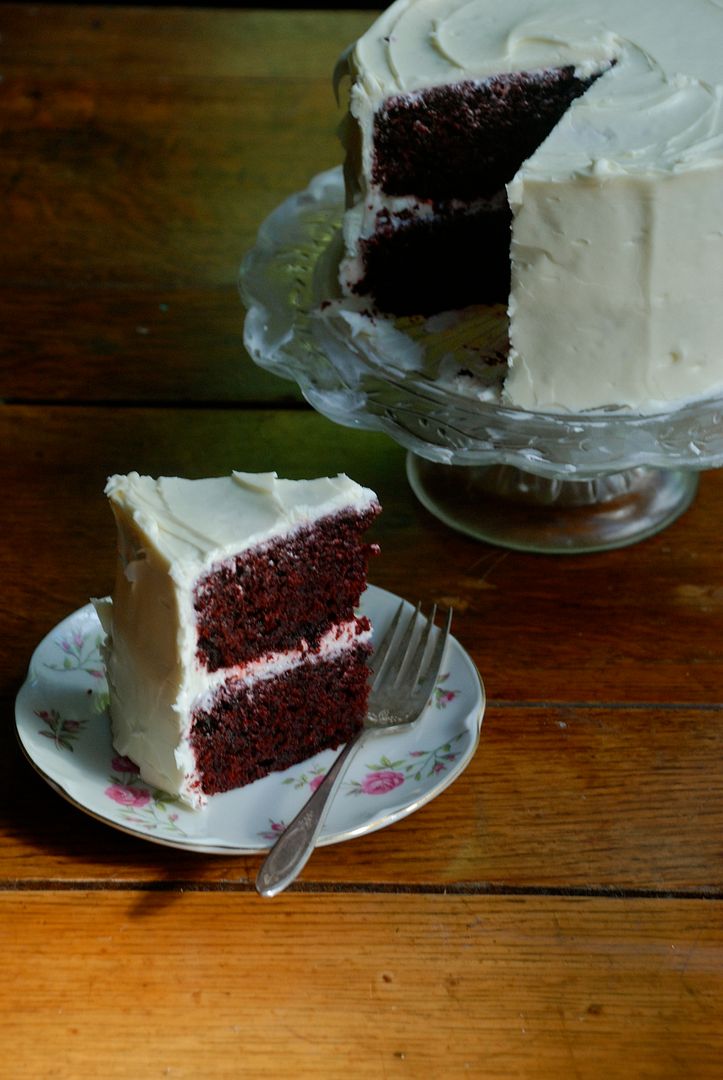 leaves and flours vegan Red Velvet Cake