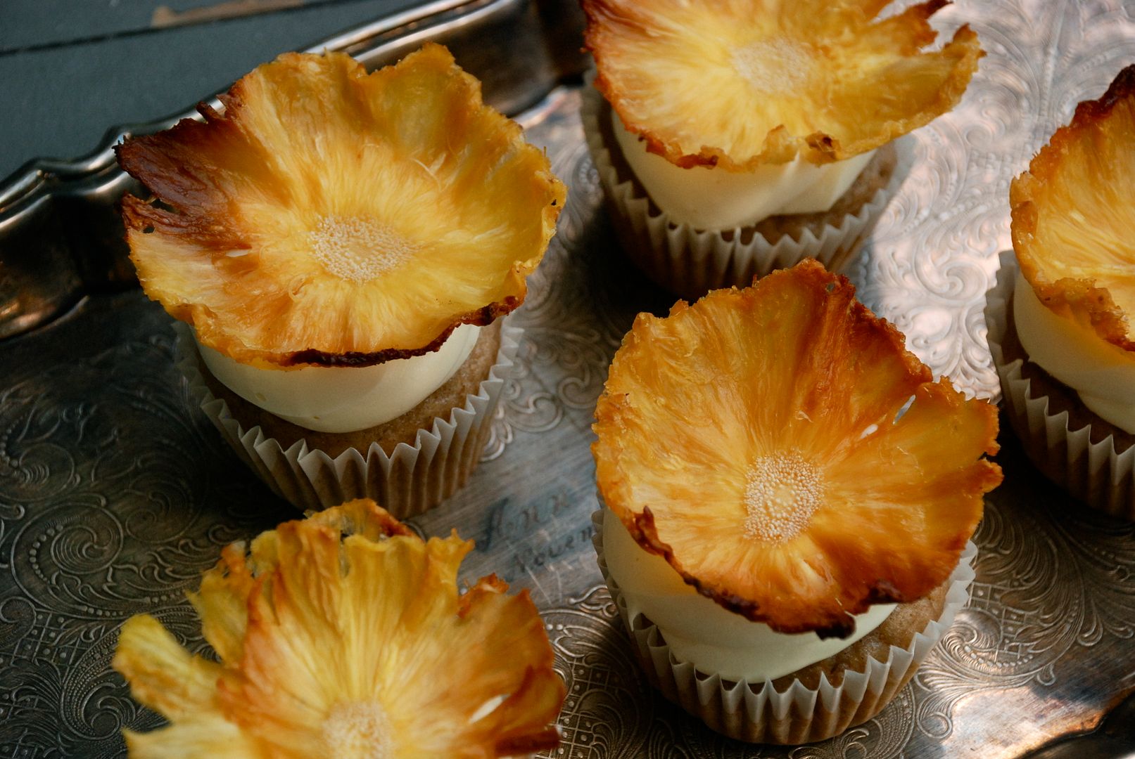 leaves and flours vegan Hummingbird Cake & Pineapple Flowers