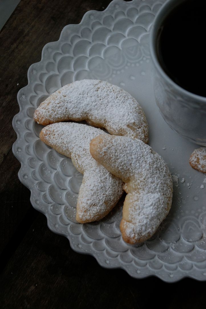 leaves and flours vegan Almond Crescent Cookies