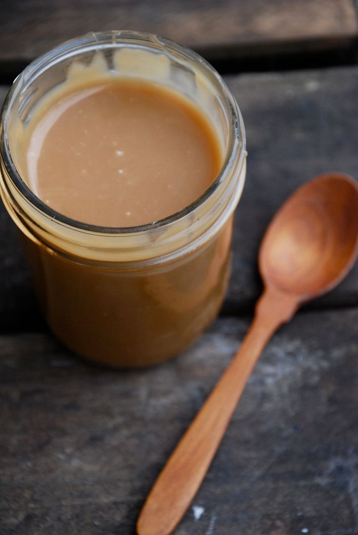 leaves and flours vegan Samoa Cheesecake