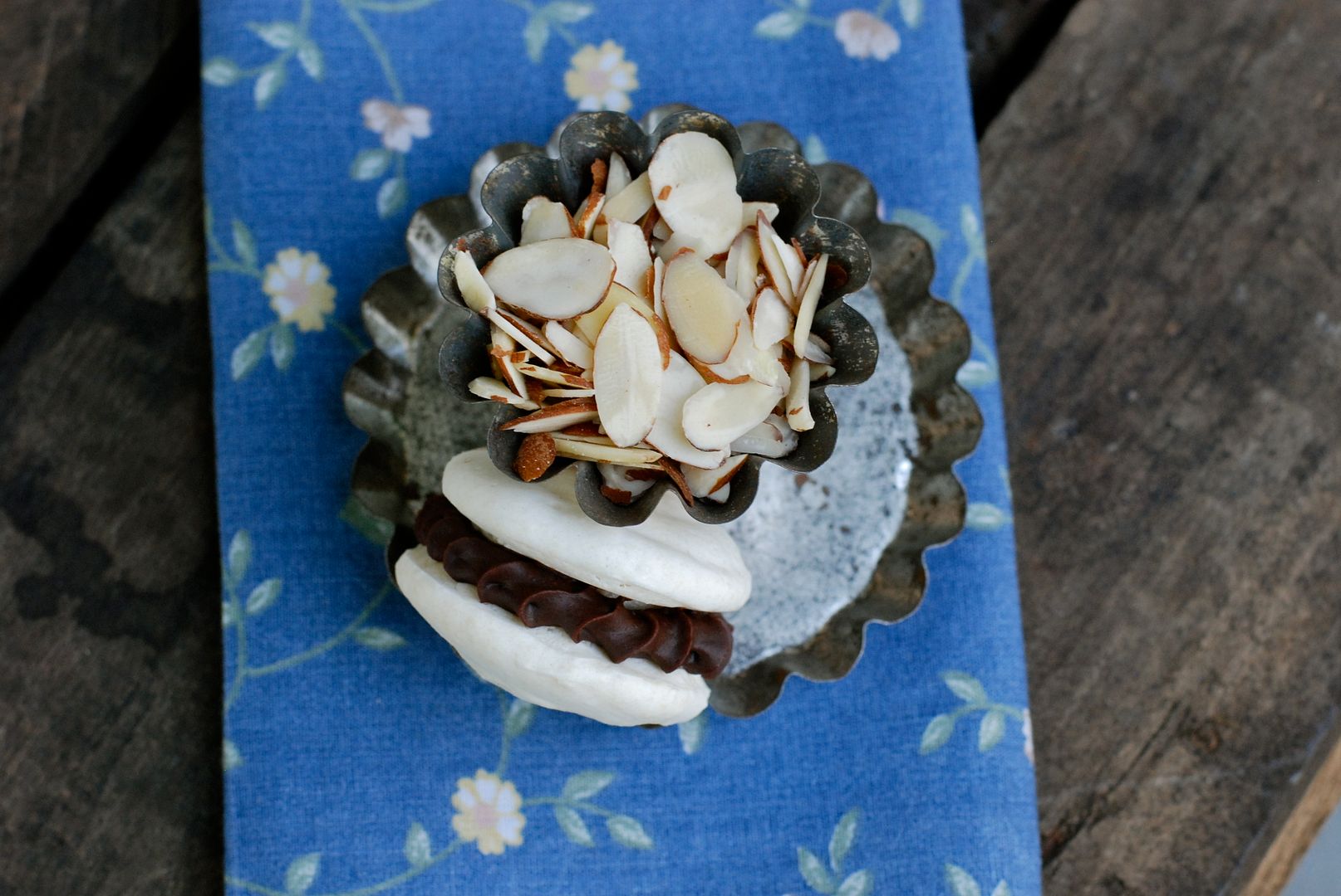 leaves and flours vegan French Macarons