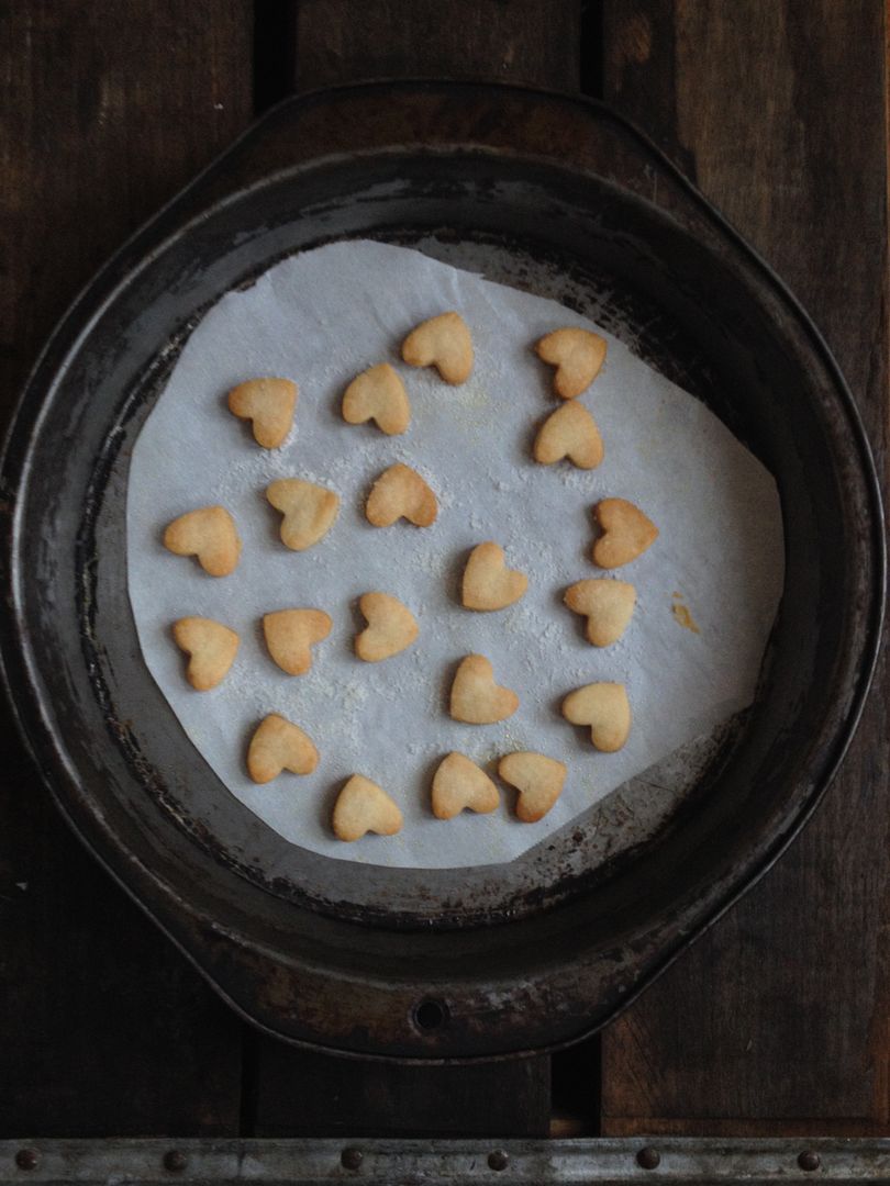 leaves and flours vegan Lemon Meringue Pie