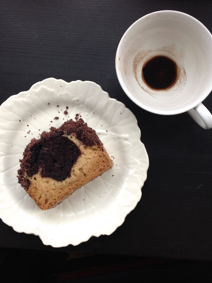 leaves and flours vegan crumb cake