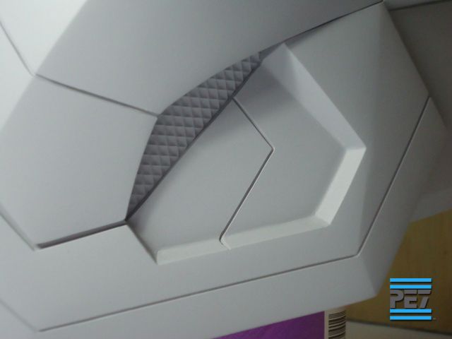 Details1.jpg
