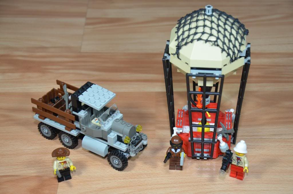 LEGO Egypt Adventures 5988 Temple of Anubis w/ 8 Minifigs