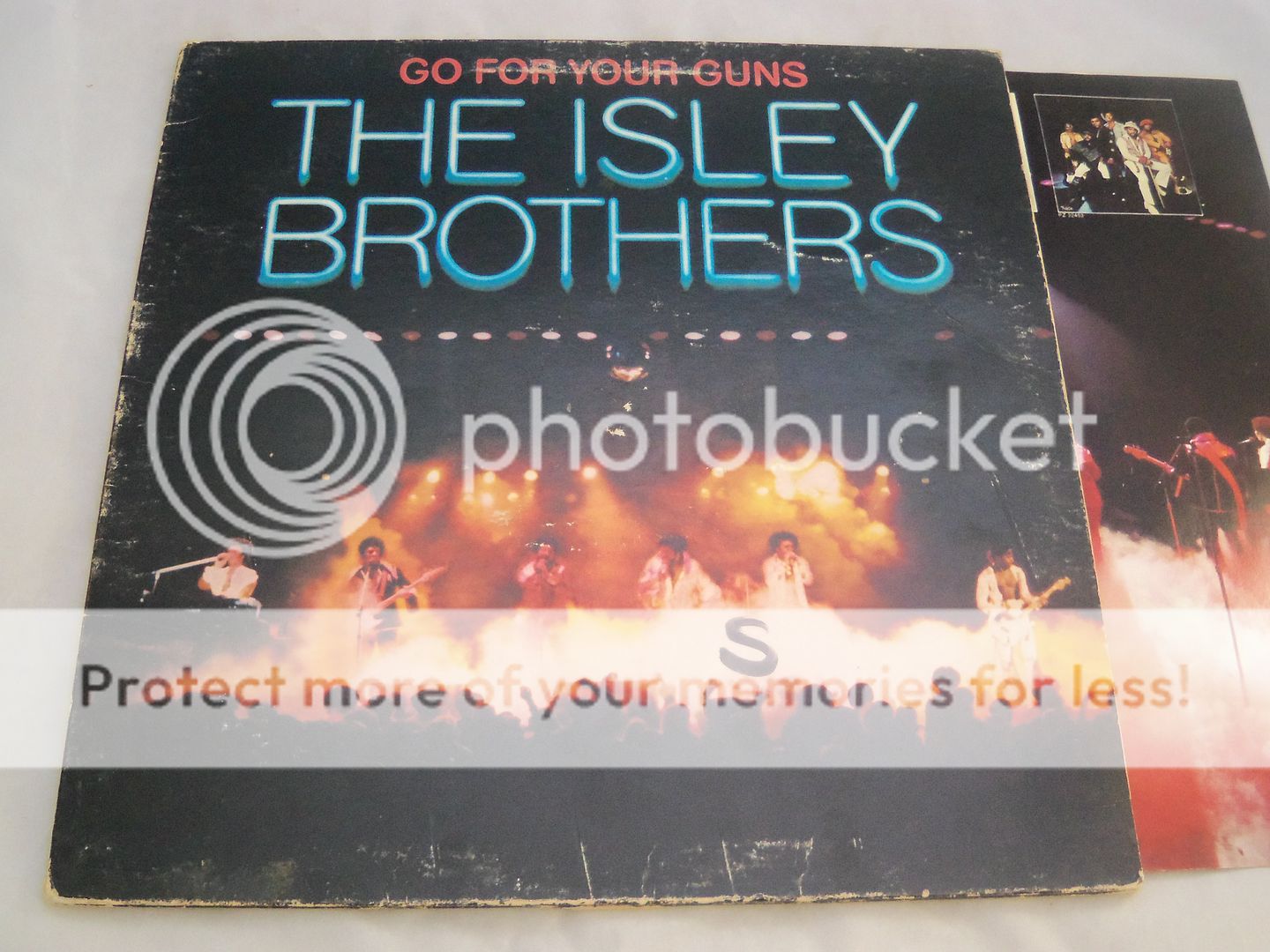 Isley Brothers Go For Your Guns Records, Vinyl and CDs - Hard to Find ...