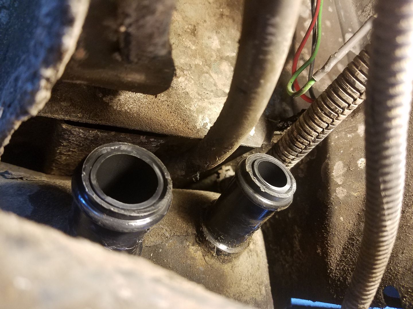 1995 YJ Fuel Filler Hoses Replace